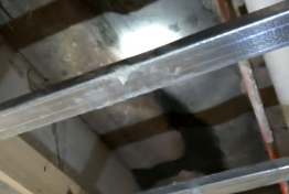  沉降缝漏水底部堵漏施工