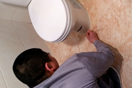 卫生间渗漏水不砸砖施工